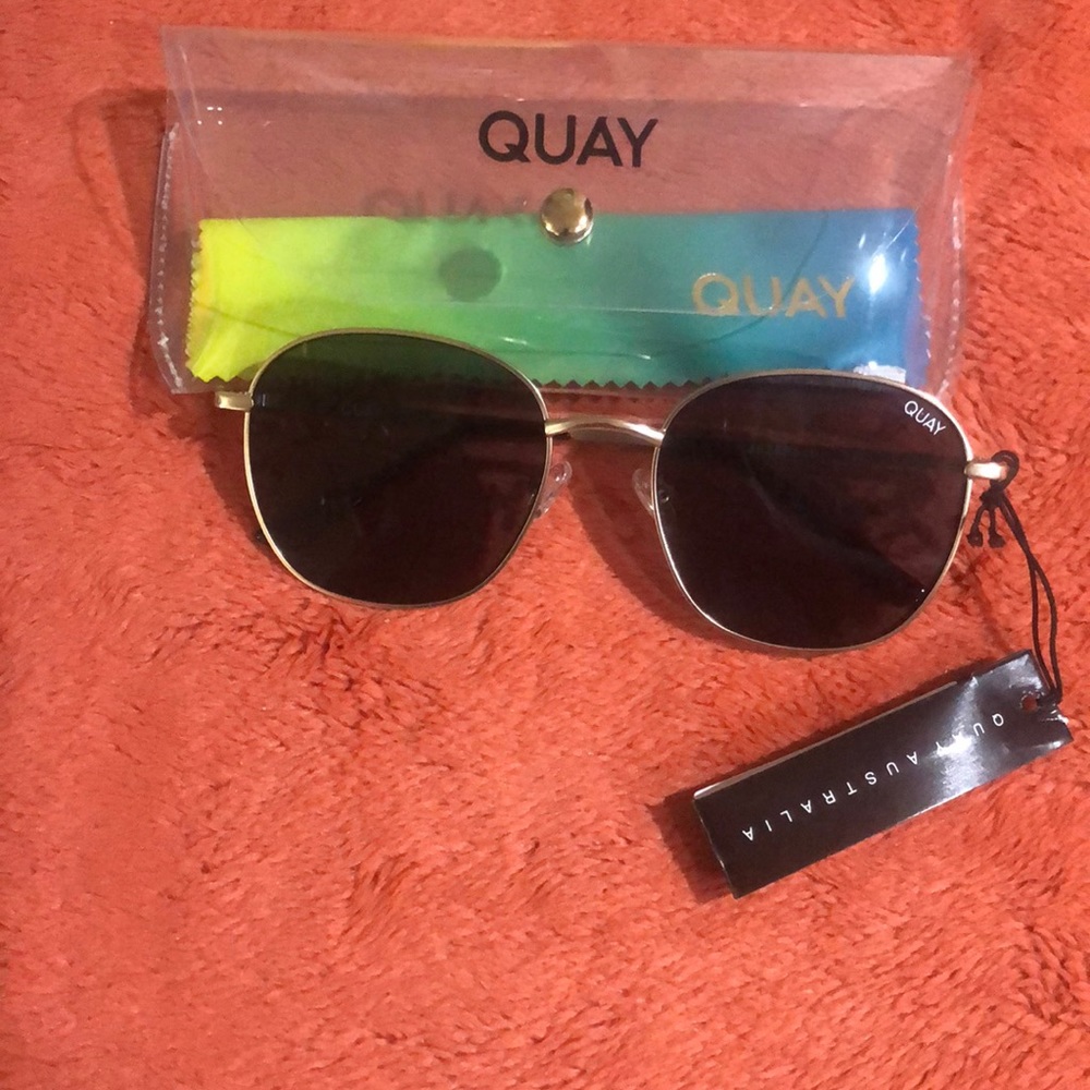 NWT Quay Australia Jezabell Sunglasses